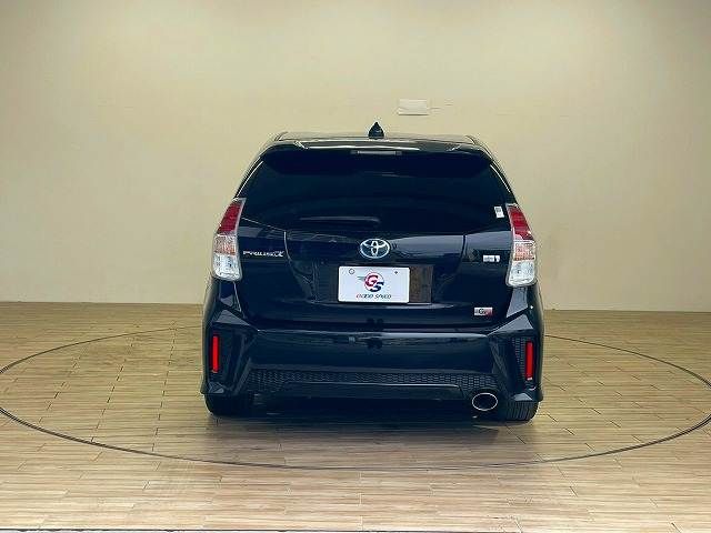 TOYOTA PRIUS ALPHA 2016 Image 31