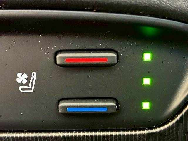 TOYOTA HARRIER HYBRID 2023 Image 31