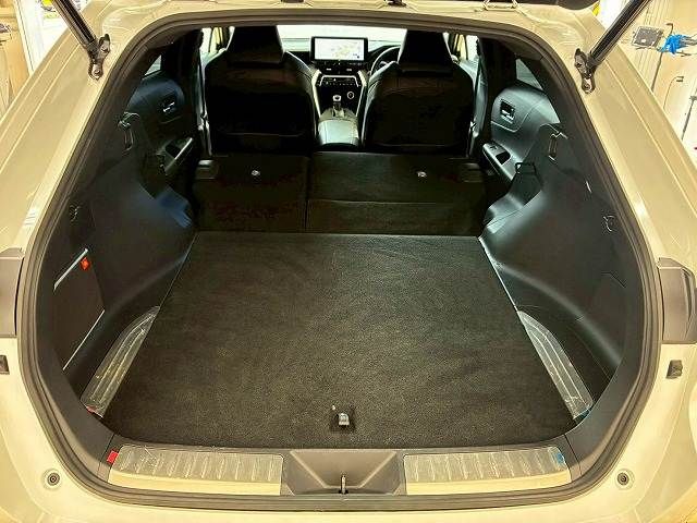 TOYOTA HARRIER HYBRID 2023 Image 31