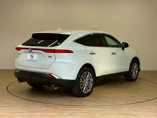 TOYOTA HARRIER HYBRID 2023 Image 31