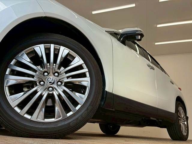 TOYOTA HARRIER HYBRID 2023 Image 31