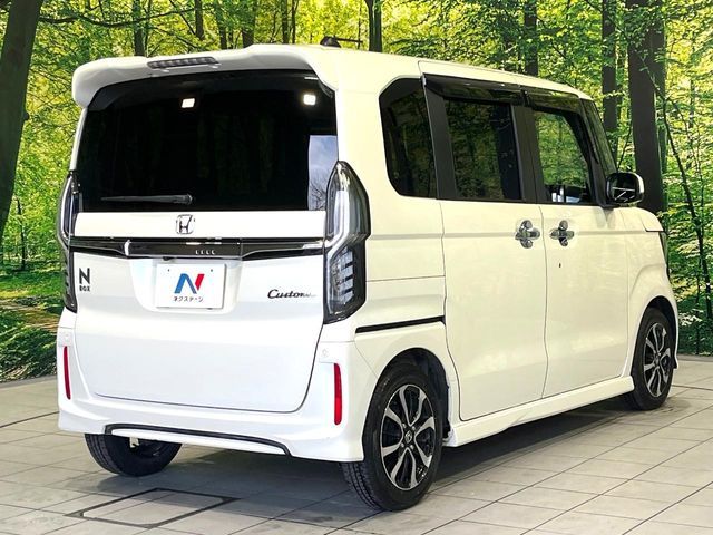 HONDA N BOX CUSTOM 2018 Image 31
