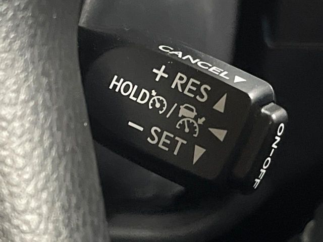 TOYOTA LANDCRUISER PRADO 2022 Image 31