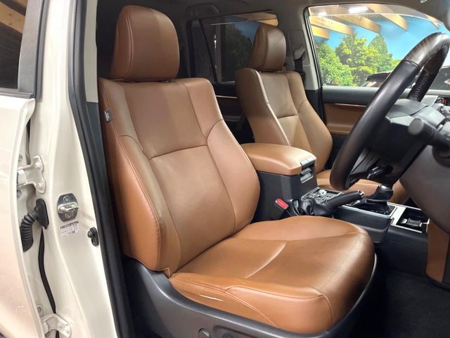 TOYOTA LANDCRUISER PRADO 2022 Image 31