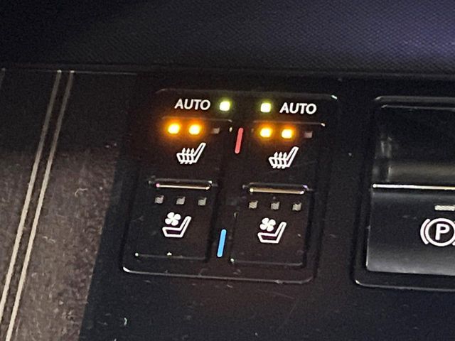 TOYOTA LEXUS RX450H 2WD 2018 Image 31