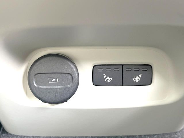 VOLVO XC40 2023 Image 31