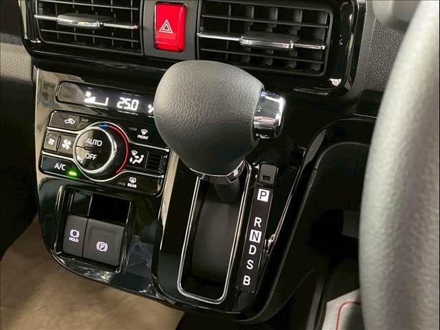 DAIHATSU TANTO CUSTOM 2024 Image 31