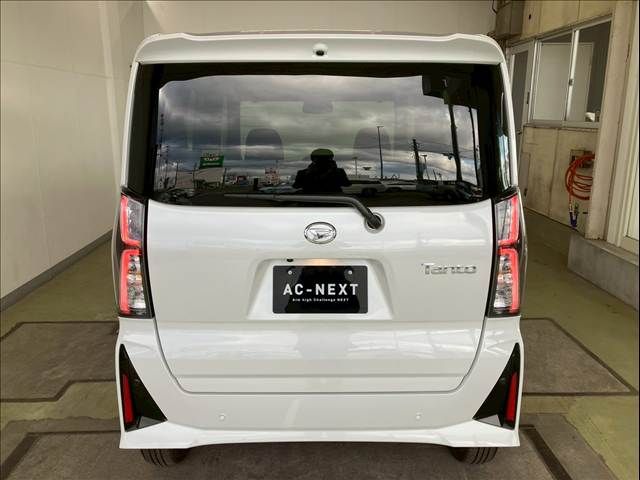 DAIHATSU TANTO CUSTOM 2024 Image 31