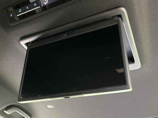 TOYOTA VOXY HYBRID 2023 Image 31