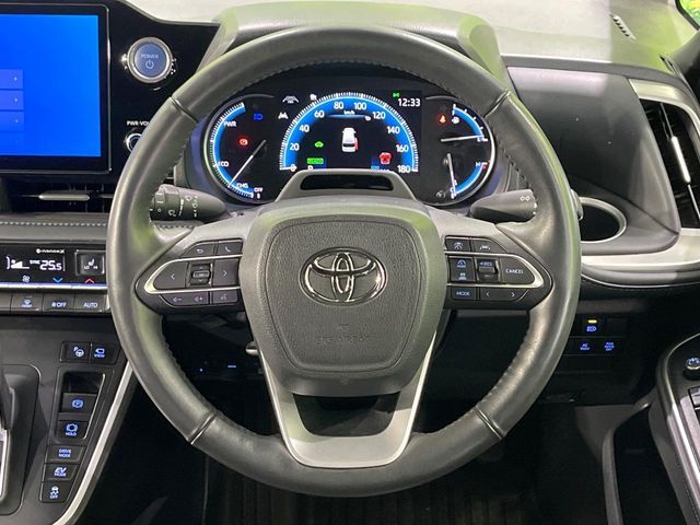 TOYOTA VOXY HYBRID 2023 Image 31