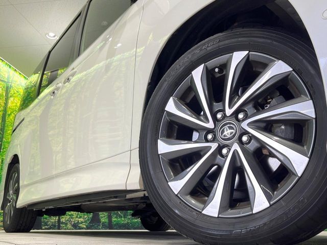 TOYOTA VOXY HYBRID 2023 Image 31