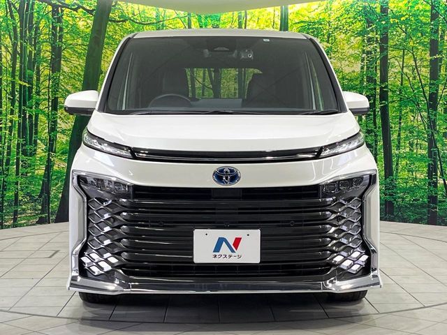 TOYOTA VOXY HYBRID 2023 Image 31