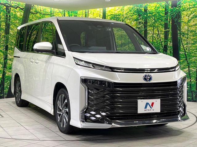 TOYOTA VOXY HYBRID 2023 Image 31