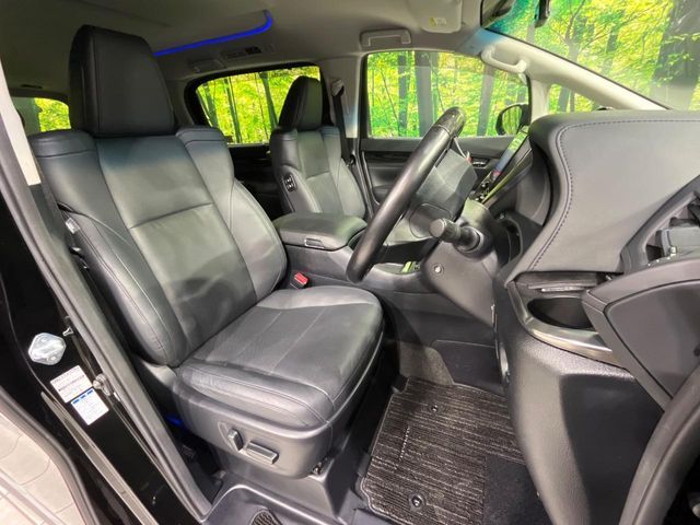 TOYOTA ALPHARD 4WD 2021 Image 31