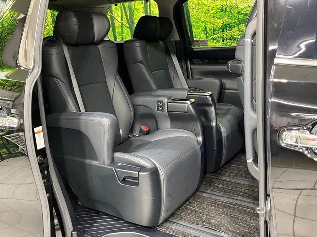 TOYOTA ALPHARD 4WD 2021 Image 31