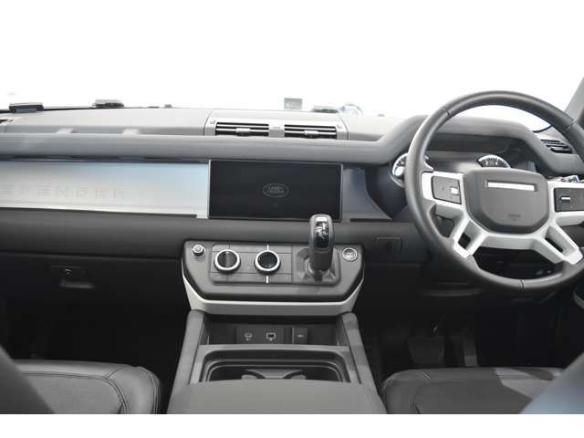 ROVER DEFENDER 2023 Image 31