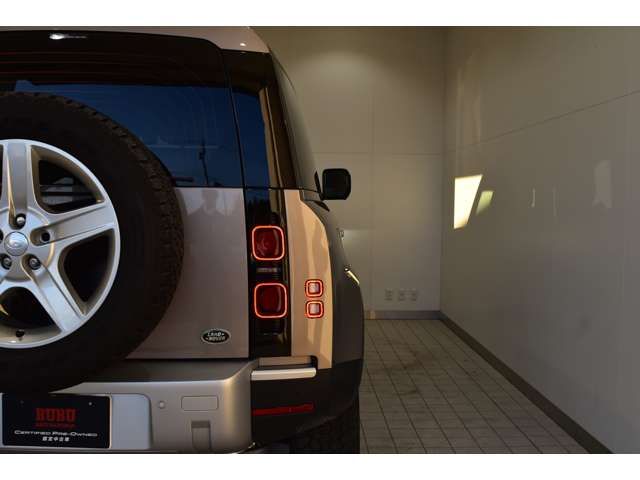 ROVER DEFENDER 2023 Image 31