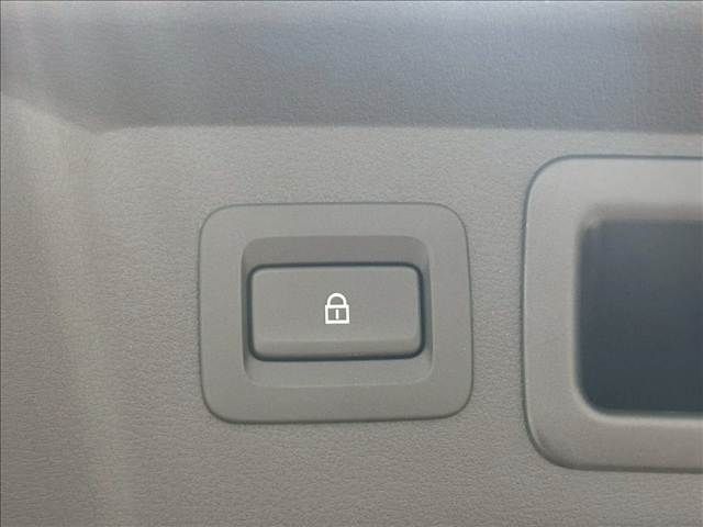 MAZDA CX-60 2023 Image 31