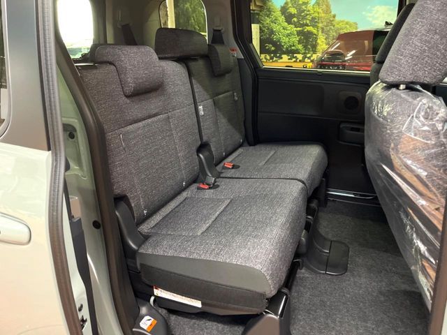 TOYOTA SIENTA HYBRID 2026 Image 31