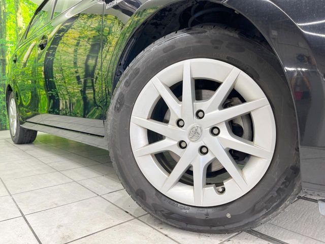 TOYOTA PRIUS ALPHA 2015 Image 31