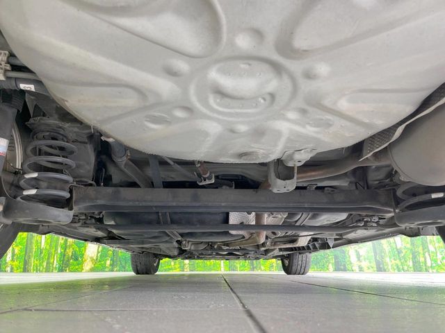 TOYOTA PRIUS ALPHA 2015 Image 31