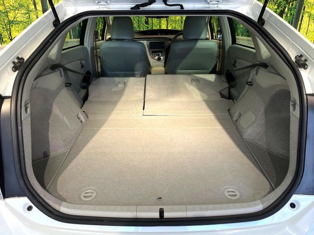 TOYOTA PRIUS 2013 Image 31