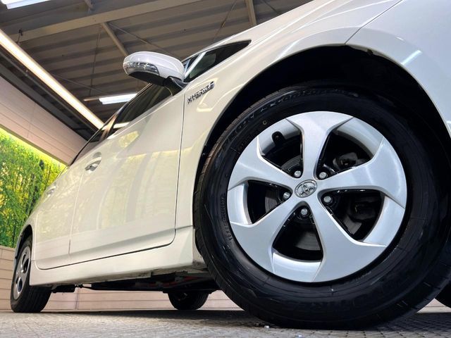 TOYOTA PRIUS 2013 Image 31