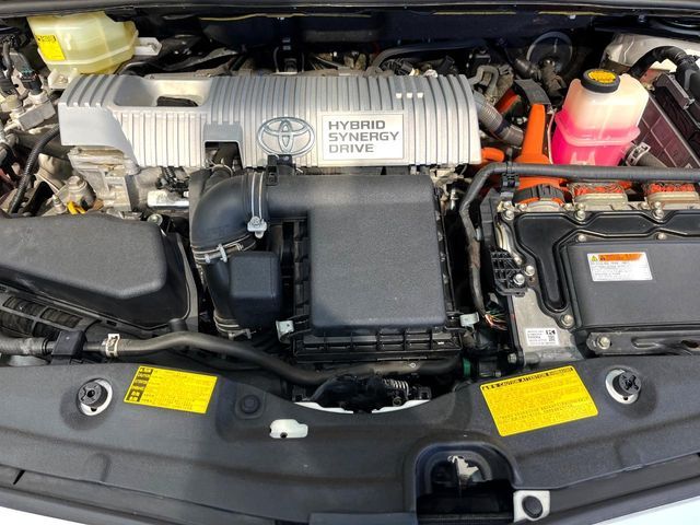 TOYOTA PRIUS 2013 Image 31