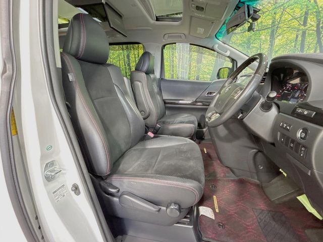 TOYOTA VELLFIRE 2013 Image 31