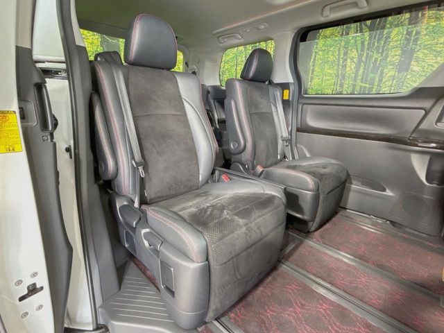 TOYOTA VELLFIRE 2013 Image 31