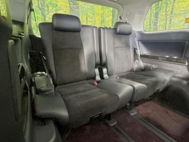 TOYOTA VELLFIRE 2013 Image 31