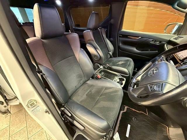 TOYOTA ALPHARD 2017 Image 31