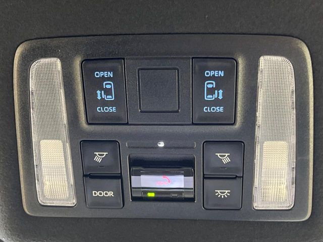 TOYOTA NOAH HYBRID 2023 Image 31