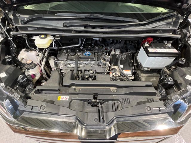 TOYOTA NOAH HYBRID 2023 Image 31