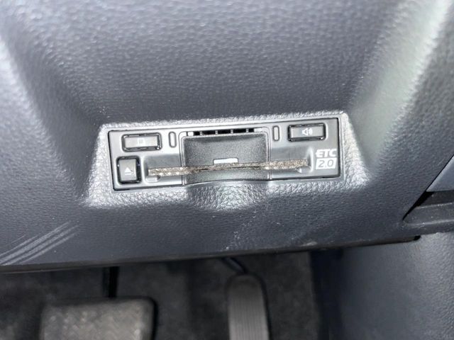 TOYOTA YARIS CROSS HYBRID 2025 Image 31