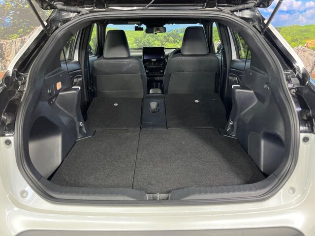 TOYOTA YARIS CROSS HYBRID 2025 Image 31