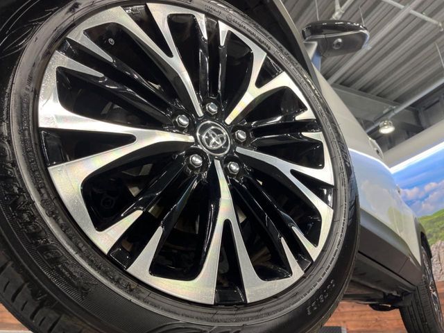 TOYOTA YARIS CROSS HYBRID 2025 Image 31