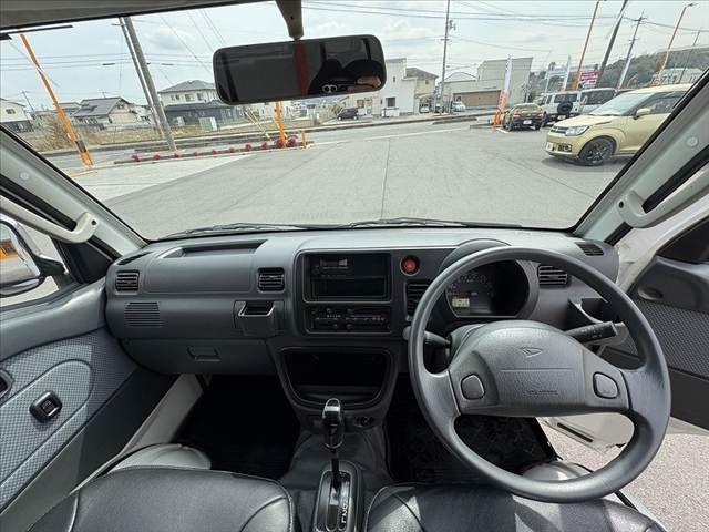 DAIHATSU HIJET TRUCK 4WD 2014 Image 31