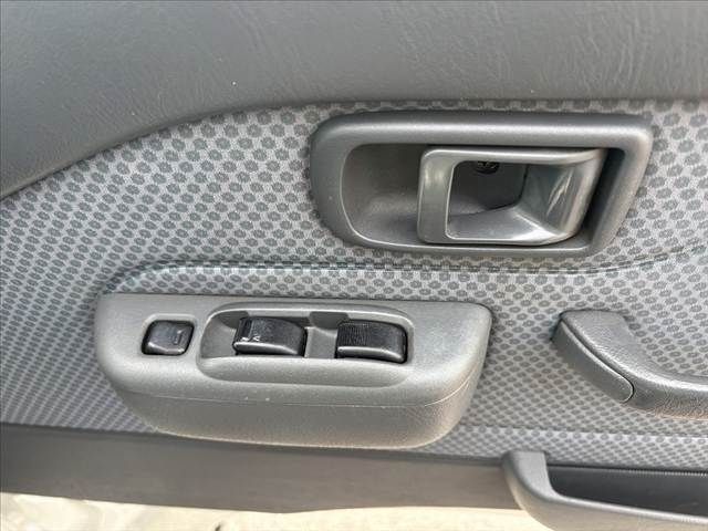 DAIHATSU HIJET TRUCK 4WD 2014 Image 31