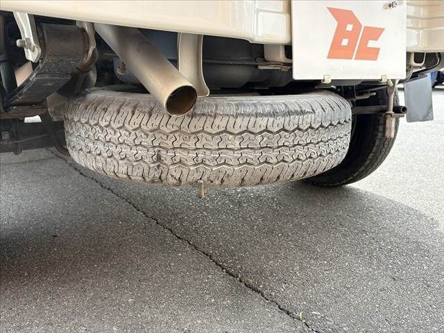 DAIHATSU HIJET TRUCK 4WD 2014 Image 31