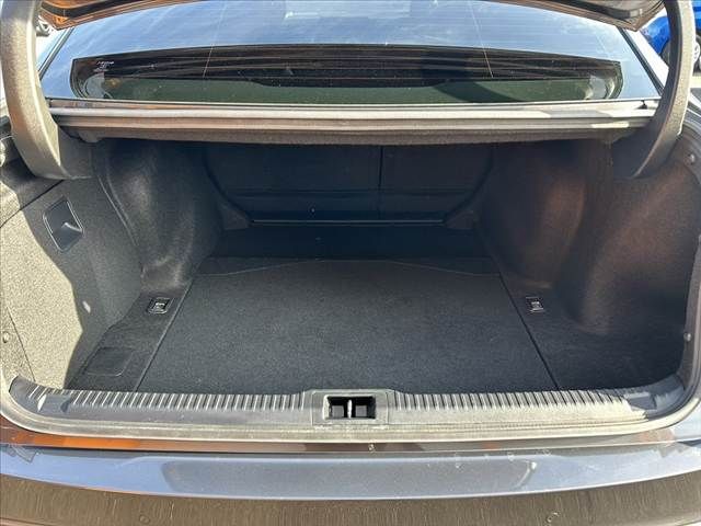 TOYOTA LEXUS IS300H AWD 2022 Image 31