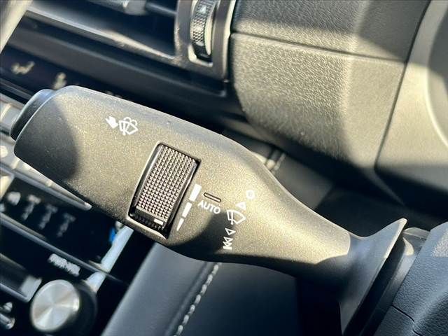 TOYOTA LEXUS IS300H AWD 2022 Image 31