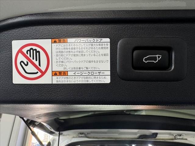 TOYOTA ALPHARD 2017 Image 31