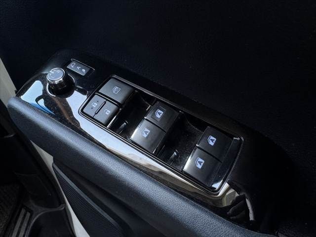 TOYOTA ALPHARD 2017 Image 31