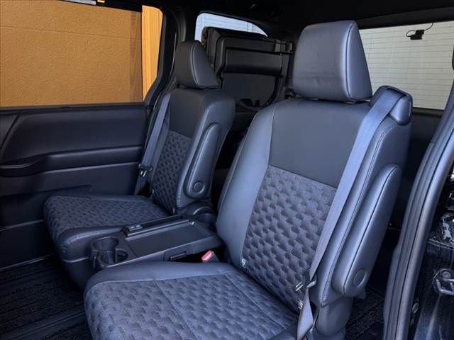 TOYOTA VOXY 2025 Image 31