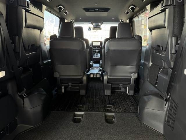 TOYOTA VOXY 2025 Image 31