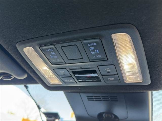 TOYOTA VOXY 2025 Image 31