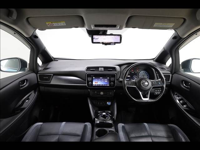 NISSAN LEAF 2018 Image 31