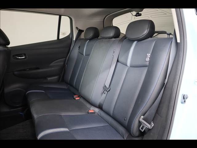 NISSAN LEAF 2018 Image 31