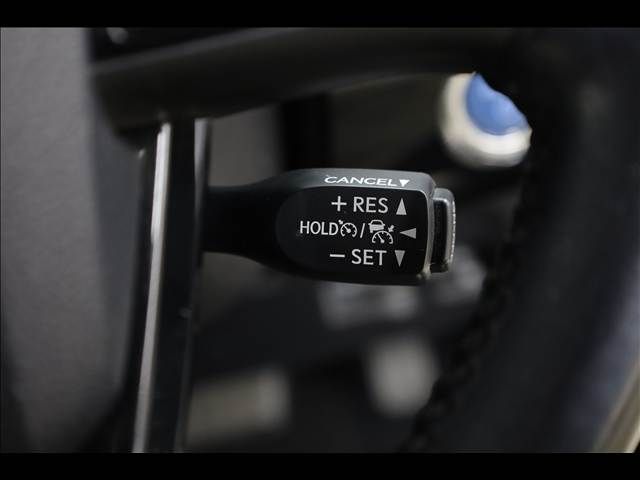 TOYOTA PRIUS PHV 2019 Image 31